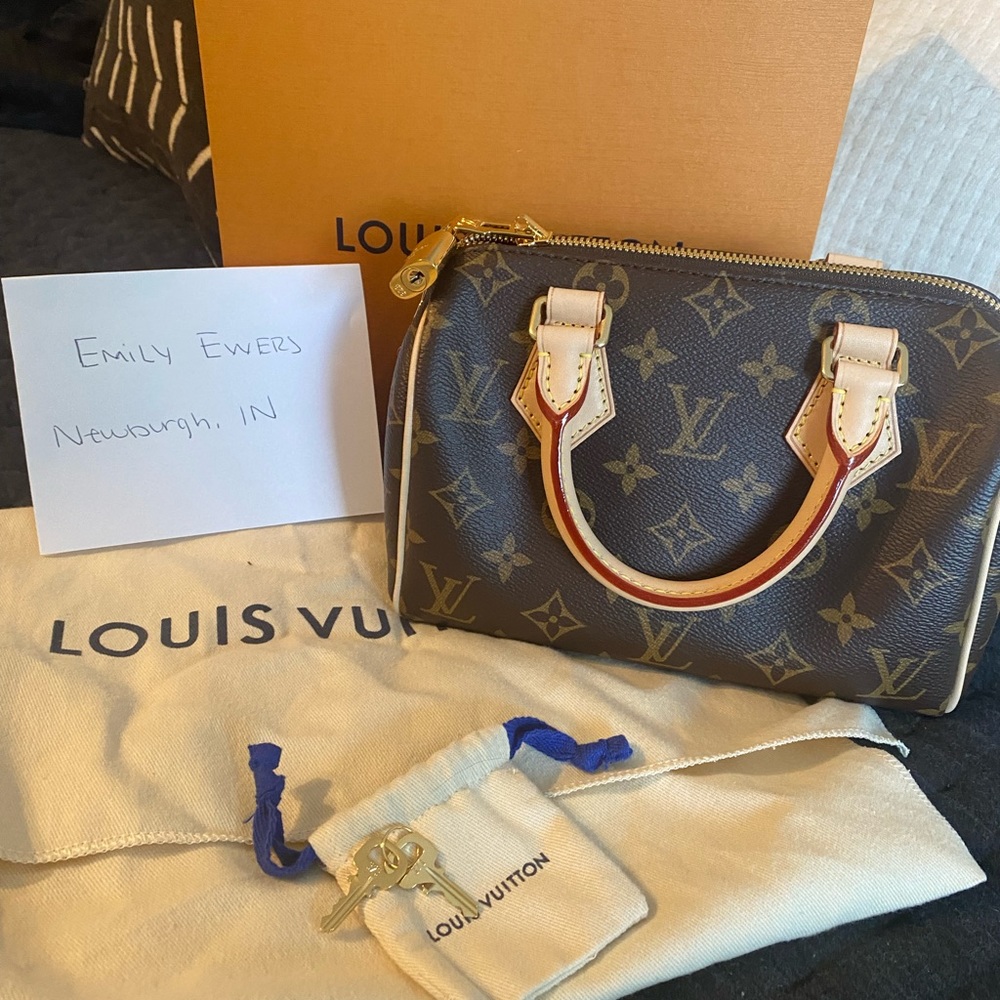Louis Vuitton speedy 20- no strap 💕